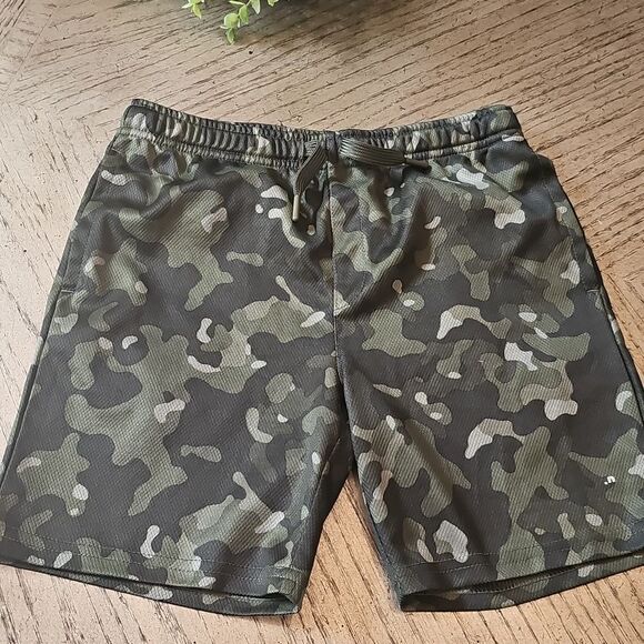 Camo Shorts size 7 Ideology - Picture 9 of 9